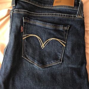 Levis jeans